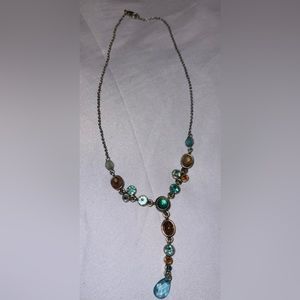 Gold tone necklace with beautiful teal & bronze crystals
